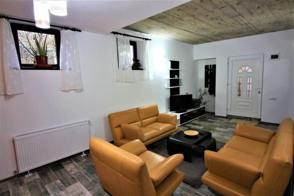 Maria*S Apartment! Cristian  Dış mekan fotoğraf