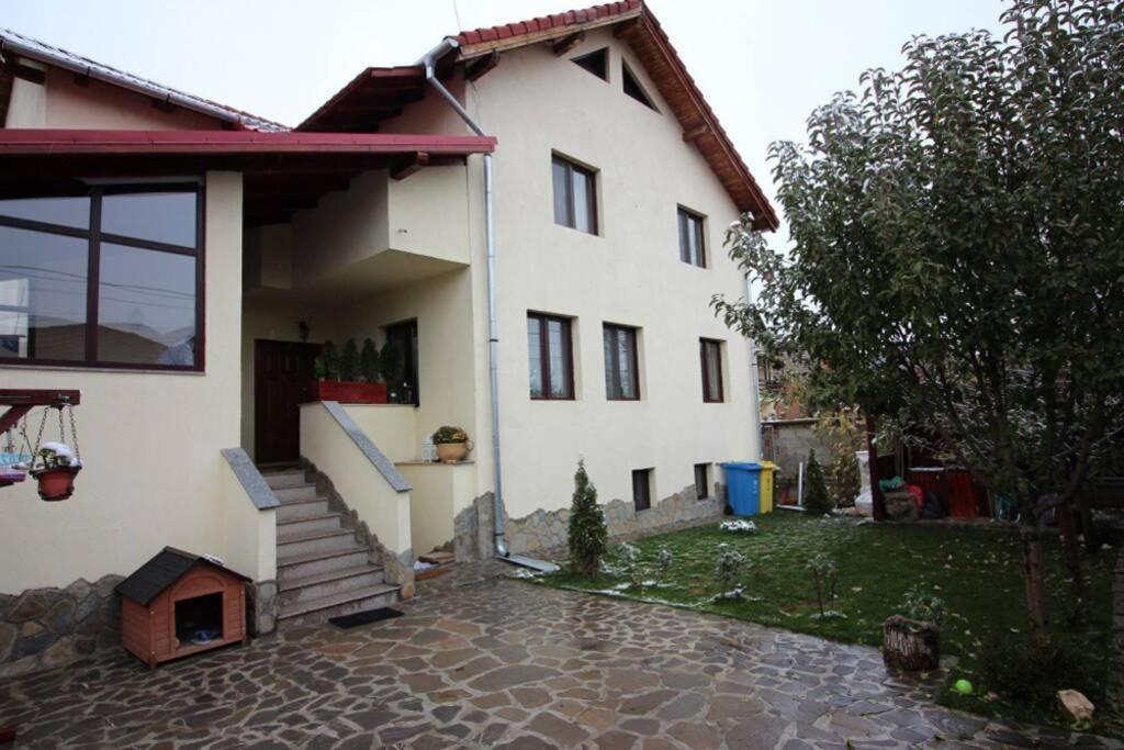 Maria*S Apartment! Cristian  Dış mekan fotoğraf